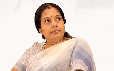 ஜவுளி நிறுவனங்கள் போராட்டத்திற்கு தீர்வுகாண வேண்டும்: வானதி சீனிவாசன்