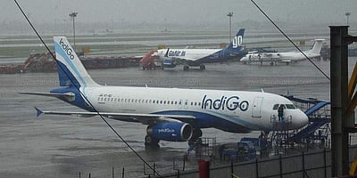 கனமழை: சென்னையில் 22 விமானங்கள் புறப்படுவதில் தாமதம்!