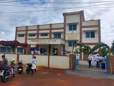 பத்திரப்பதிவு அலுவலகங்களில் நாளை(நவ. 23) கூடுதல் முன்பதிவு டோக்கன்கள்!