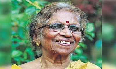 மலையாள எழுத்தாளர் பி.வல்சலா காலமானார்