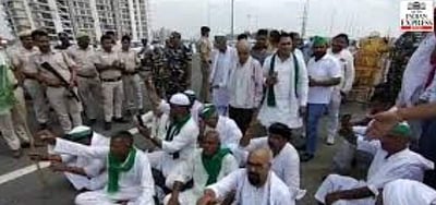 சாலை மறியலில் கரும்பு விவசாயிகள்!