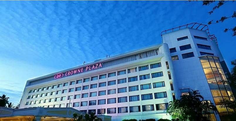 மூடப்படும் கேட்.. கிரீடத்தை இழக்கப்போகிறதா சென்னை?  