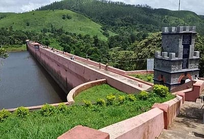 முல்லைப்பெரியாறு அணையில் பலத்த மழை: நீர் வரத்து வினாடிக்கு 4 ஆயிரம் கன அடி