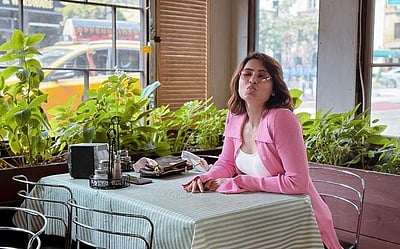 இந்தாண்டின் சிறந்த திரைப்படம் இதுதான்: சமந்தாவின் பாராட்டு மழையில் ஜோதிகா!