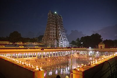 மீனாட்சி சுந்தரேசுவரா் கோயில் உண்டியல் காணிக்கை ரூ.83.24 லட்சம்