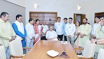 பிஜு ஜனதா தளத்தில் இணைந்தார் கார்த்திகேயன் பாண்டியன்!