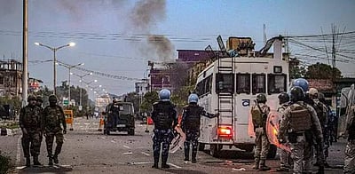 மணிப்பூர் வன்முறை பற்றி புத்தகம் எழுதியவர் மீது வழக்கு!