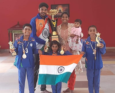 சர்வதேச யோகா போட்டியில் அவிநாசி மாணவர்கள் சாதனை