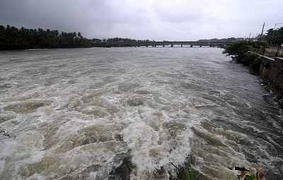 தமிழகத்திற்கு 2,600 கனஅடி தண்ணீர் திறக்க உத்தரவு