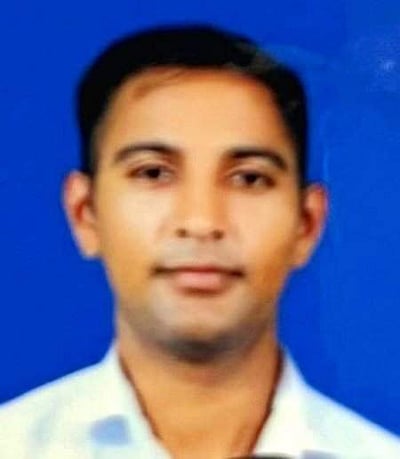 கொச்சி கடற்படைத் தளத்தில் ஹெலிகாப்டா் விபத்து: மாலுமி உயிரிழப்பு