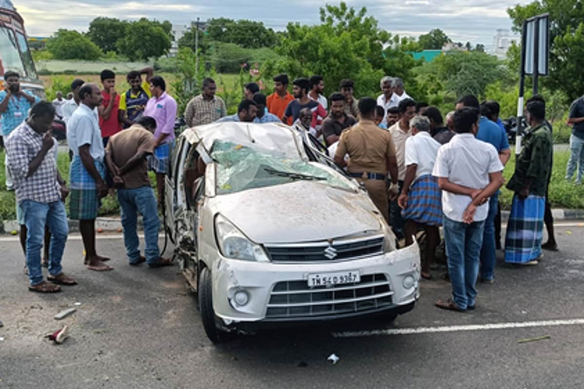 சாலை விதிகளை மதிப்போம்