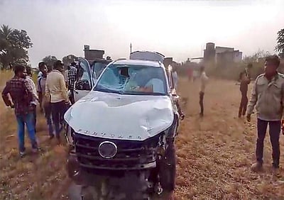 மத்திய அமைச்சரின் கார் மோதி விபத்து: ஒருவர் பலி!