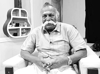 நடிகர் மதுரை மோகன் காலமானார்