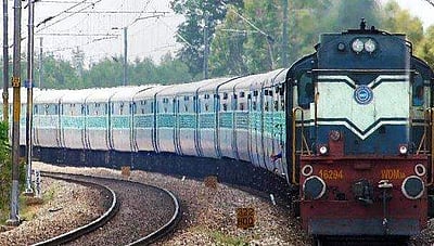 மும்பை ரயில் நிலையத்தில் தீ விபத்து