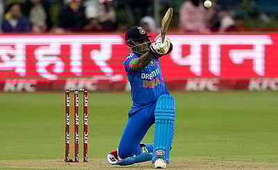 சர்வதேச டி20-ல் சூர்யகுமார் புதிய சாதனை