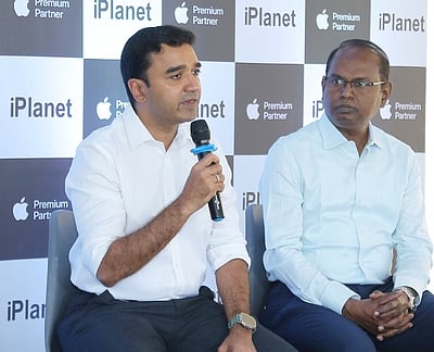 இந்தியாவின் மிகப்பெரிய ஆப்பிள் அங்காடி திறப்பு