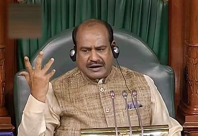 நாடாளுமன்றப் பாதுகாப்பு: உயா் அதிகாரக் குழு ஆய்வு