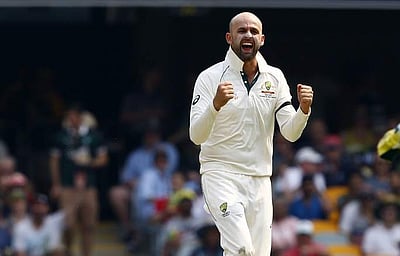 டெஸ்ட் கிரிக்கெட்டில் 500 விக்கெட்டுகளை எடுத்த நேதன் லயன்!