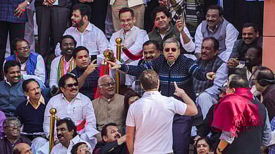 ஜகதீப் தன்கரைப் போல நடித்து கிண்டல் செய்த எம்பி: வைரலாகும் விடியோ