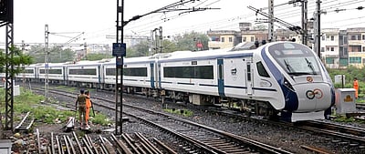 இம்மாத இறுதிக்குள் கோவை - பெங்களூரு வந்தே பாரத்!