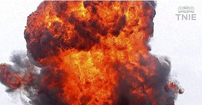 காவல் நிலைய வளாகத்தில் குண்டு வெடிப்பு!