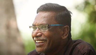 சாகித்ய அகாதெமி விருது பெறுவதில் மகிழ்ச்சி: தேவி பாரதி