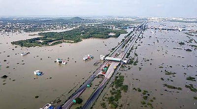 தீதும் நன்றும் பிறா்தர வாரா!