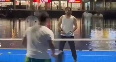 துபையில் டென்னிஸ் விளையாடிய தோனி - பந்த்!