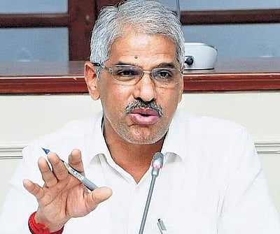 தென் மாவட்டங்களில் மீட்புப் பணி நிறைவு: தலைமைச் செயலர் சிவ்தாஸ்மீனா