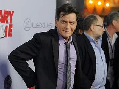 பிரபல ஹாலிவுட் நடிகரை வீடு புகுந்து தாக்கிய பெண் கைது! 