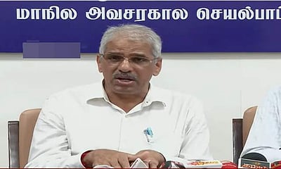 தென் மாவட்டங்களில் இன்றுமுதல் நிவாரணத் தொகை: தலைமைச் செயலா் தகவல்
