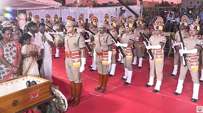 விஜயகாந்த் உடல் நல்லடக்கம்