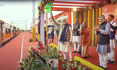 கோவை-பெங்களூரு உள்பட 6 வந்தே பாரத் ரயில்: பிரதமர் மோடி தொடங்கிவைத்தார்!