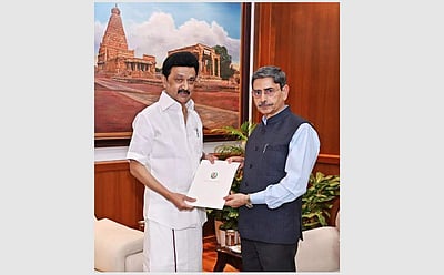 முதல்வருடனான சந்திப்பு சுமுகமாக இருந்தது: ஆளுநர் மாளிகை