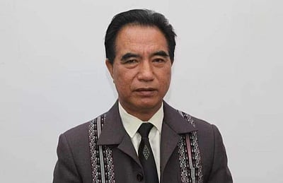 ஐபிஎஸ்.. இந்திரா காந்தியின் பாதுகாவலர்.. முதல்வர்! யார் இந்த லால்துஹோமா?