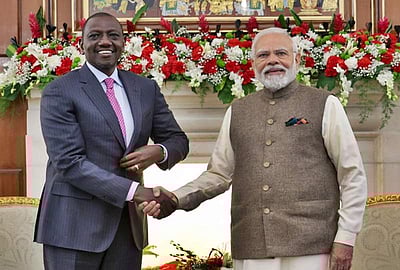 கென்ய அதிபருடன் ஆக்கபூர்வமான உரையாடல்: பிரதமர் மோடி