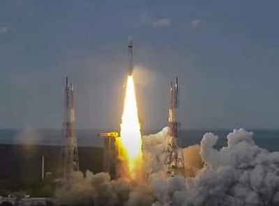 விலங்குகளை விண்ணுக்கு அனுப்பிய ஈரான்!