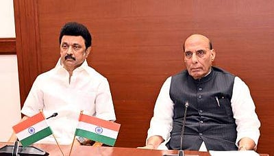 சென்னை புயல் பாதிப்பு: மு.க. ஸ்டாலின், ராஜ்நாத் சிங் கூட்டாகப் பேட்டி!