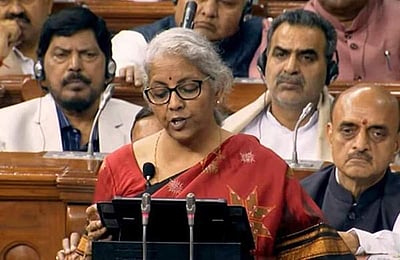 மாநில அரசுகளுக்கு மேலும் ஓராண்டுக்கு வட்டியில்லா கடன்: நிதியமைச்சர்