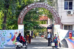 செப்.3-ல் புதுச்சேரி பாரதிதாசன் அரசு மகளிா் கல்லூரியில் முதலாமாண்டு வகுப்புகள் தொடக்கம்