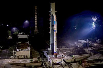 விண்ணில் பாய்ந்தது எஸ்எஸ்எல்வி டி2 ராக்கெட் - புகைப்படங்கள்