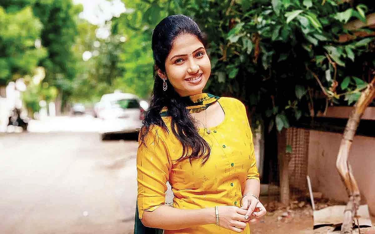 ஒரு கட்சியின் கொடி மரத்து வேர்கள்!