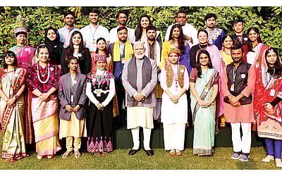 கீழக்கரையிலிருந்து...