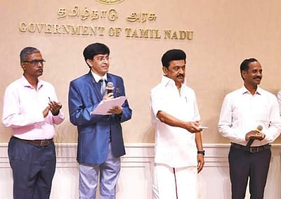 8 மாவட்டங்களில் 106 நவீன நெல் சேமிப்புத் தளங்கள்: முதல்வர் திறந்துவைத்தார்