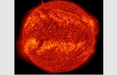 சூரியனில் ஏற்பட்ட சூறாவளி.. அதிர்ந்து போன ஆராய்ச்சியாளர்கள்