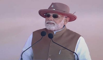 2024-25க்குள் பாதுகாப்பு ஏற்றுமதியை 5 பில்லியன் டாலராக உயர்த்துவதே இலக்கு: பிரதமர் மோடி