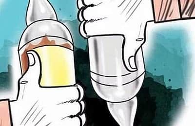 அதிக சாராயம் குடிப்பது யார்? போட்டியில் பறிபோன உயிர்!