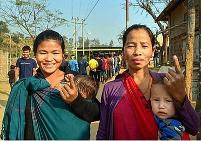 திரிபுரா பேரவைத் தேர்தலில் 77% வாக்குப்பதிவு!