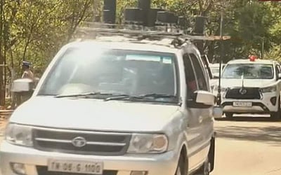 மதுரையிலிருந்து புறப்பட்டார் திரெளபதி முர்மு!