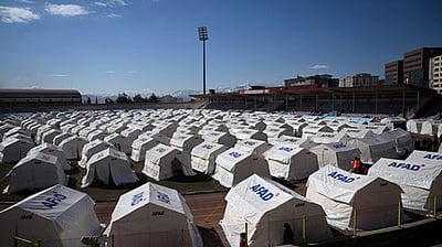 நிலநடுக்கம் பாதித்த பகுதிகளில் மீட்புப் பணிகளை கைவிட்டது துருக்கி